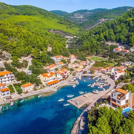 Feriehus Amazing In Blato With Wifi, Outdoor Swimming Pool And Heated Swimming Pool *
