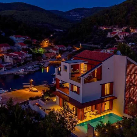 Amazing In Blato With Wifi, Outdoor Swimming Pool And Heated Swimming Pool Feriehus Prizba