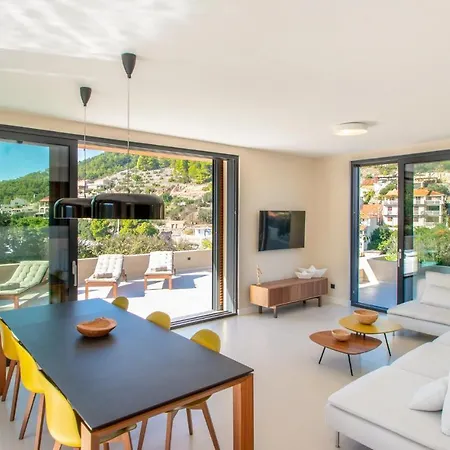 Feriehus Amazing In Blato With Wifi, Outdoor Swimming Pool And Heated Swimming Pool *