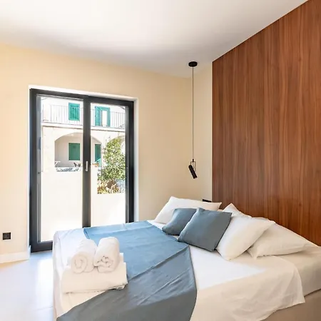 Feriehus Amazing In Blato With Wifi, Outdoor Swimming Pool And Heated Swimming Pool *