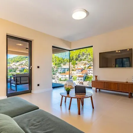 Amazing In Blato With Wifi, Outdoor Swimming Pool And Heated Swimming Pool Holiday home *
