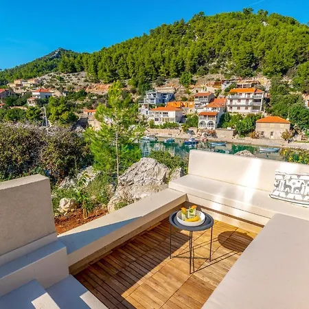 Amazing In Blato With Wifi, Outdoor Swimming Pool And Heated Swimming Pool Tatil Evi *