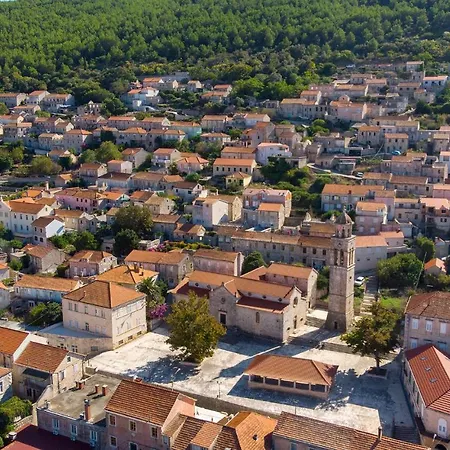Amazing In Blato With Wifi, Outdoor Swimming Pool And Heated Swimming Pool Tatil Evi *