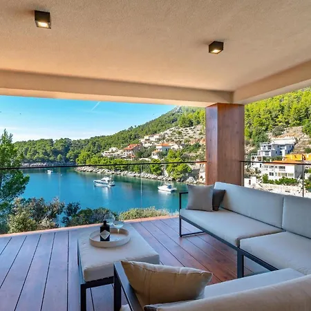 Amazing In Blato With Wifi, Outdoor Swimming Pool And Heated Swimming Pool *